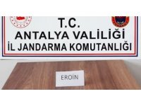 Yolcu üzerinde 18 gram eroin ele geçirildi
