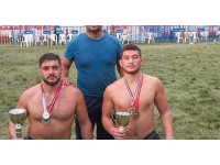 Aracıyla seyir halindeyken kalp krizi geçiren güreş hocası hayatını kaybetti