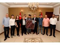 Vali Pehlivan: "İnternet hayatın ayrılmaz bir parçası"