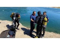 Barajda balık avlarken suya düşüp boğuldu