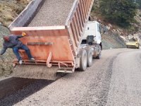 Koşdavut Yaylası’nda  asfaltlama çalışması