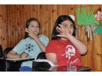 Çocuklardan işaret dili kursuna yoğun ilgi