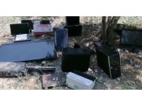 Okuldan çalınan elektronik eşyalar okul bahçesinin yanında bulundu