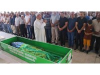 Trafik kazasında ölen 9 yaşındaki futbolcu Oğuz Kaan son yolculuğuna formasıyla uğurlandı