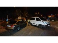 Kaza yapan ehliyetsiz sürücü aracı bırakıp kayıplara karıştı: 1 yaralı