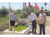 Şehit Yasin Ak, kabri başında dualarla anıldı