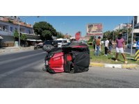 Kırmızı ışık ihlali yapan ATV otomobille çarpışıp takla attı: 1 yaralı