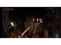 Antalya’da alevlere teslim olan evde 2 çocuk mahsur kaldı