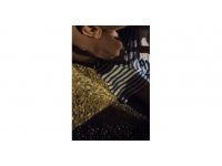 Kavgada bıçaklanan genç ağır yaralandı