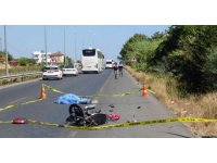 Yolu 300 metre kısaltmak için girdiği ters yönde motosiklete çarpıp kaçtı: 1 ölü