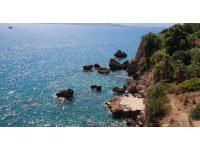 Evinden hava almak için çıkan kadının falezlerde cesedi bulundu