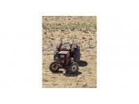 Traktör şarampole yuvarlandı: 2 yaralı