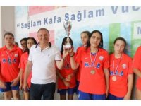 Hatay Büyükşehir Belediyespor Kadın Sutopu Takımı 1. Lig’e yükseldi