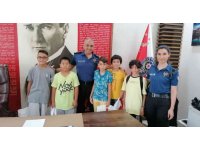 5 çocuktan yaşları küçük, davranışları büyük dedirtecek hareket