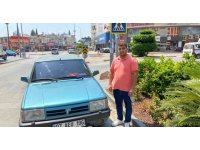 Altın ve para bulamayınca çaldığı otomobili bırakıp kaçtı