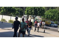 Antalya’da 20 düzensiz göçmen yakalandı