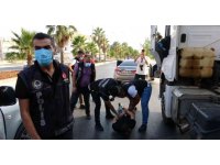 Mersin’de bir tırda 105 kilo eroin ele geçirildi