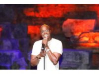 Komedyen Asporaat, dünya turnesine Side Antik Tiyatrosu’nda başladı