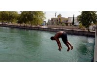 Adana’da 3 ayda 15 kişi boğulunca polis kanaldan çocukları toplayıp havuza götürdü