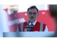 Bakan Dönmez: "Sayısız engellemelerle karşılaştık ama yılmadık, pes etmedik, inandık"