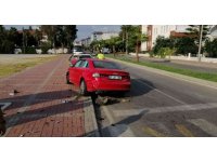 Manavgat’ta iki otomobil çarpıştı: 2 yaralı