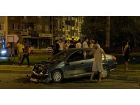 Gazipaşa’da kavşakta iki araç çarpıştı: 1 ölü, 1’i ağır 2 yaralı