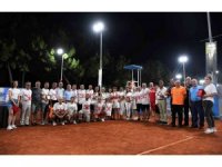 Ayak tenisi turnuvası sona erdi