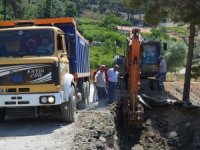 Büyükşehir’den Kaş’ın Grup Yollarına bakım