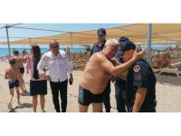 Kaybolan torununa kavuşan Rus dede, gözyaşlarına boğuldu