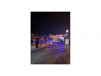Otomobilin çarptığı ambulansta 3 kişi yaralandı