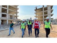 Yerinde kentsel dönüşümle insanlar yıkılmak üzere olan evlerden kurtuluyor