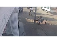 Motosiklet servis aracına çarptı: 2 yaralı