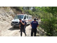 Uçurumdan düşen adam hayatını kaybetti