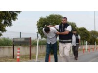 Eski karısını akşamları dışarı çıkıyor diye taşla öldürmüş