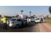 Antalya’ya tatile gelen kuzenler, dönüş yolunda birbirlerine çarptı