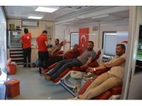 Korkuteli Sanayi Sitesi esnafı Kızılay’a kan bağışında bulundu