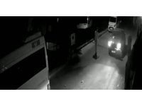 Yavruyken aldığı can dostu gözlerinin önünde otomobilin altında kaldı, gözyaşlarına boğuldu