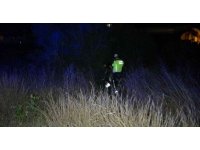 Kayıp gencin cesedi, motosikletiyle birlikte kara yolu yakınında bulundu