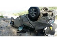 Takla atan otomobilin sürücüsü yaralı kurtuldu