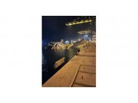 İskenderun’da konteyner gemisi battı