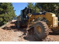 Konyaaltı Üçoluk Mahallesi Havutönü grup yolu yenileniyor