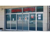 Rus gencin çekiç dehşetinde babadan sonra ağır yaralanan anne de hayatını kaybetti