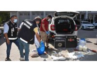 Salça ve peynir bidonları arasındaki uyuşturucuyu narkotik köpeği buldu