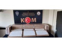 Tarsus’ta 100 bin doldurulmuş makaron ele geçirildi