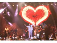Balık Festivalinde vatandaşlar Hakan Altun konseriyle coştu