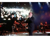 Ferhat Göçer sevilen şarkılarını Hataylılar için seslendirdi