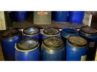 Hatay’da 3 ton sahte içki ele geçirildi