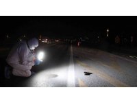 Otomobilin çarptığı 3 çocuk annesi öldü