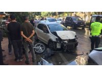 Zincirleme kazada motosiklet sürücüsü feci şekilde öldü