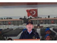 Bakan Akar: "Kıbrıslı kardeşlerimizin haklı davalarında tüm imkanlarımızla yanlarında yer alıyoruz"